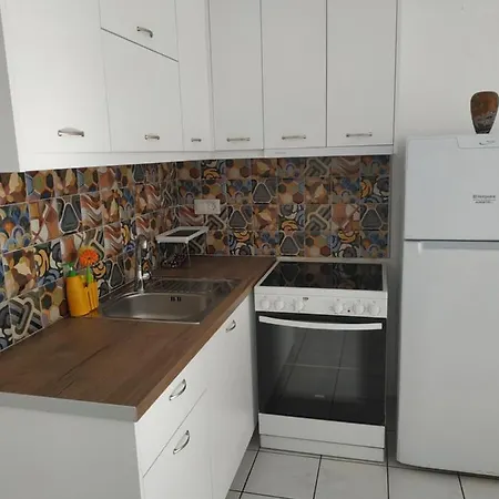 Apartment Livadi *