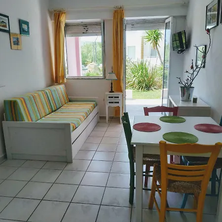 Apartment Livadi